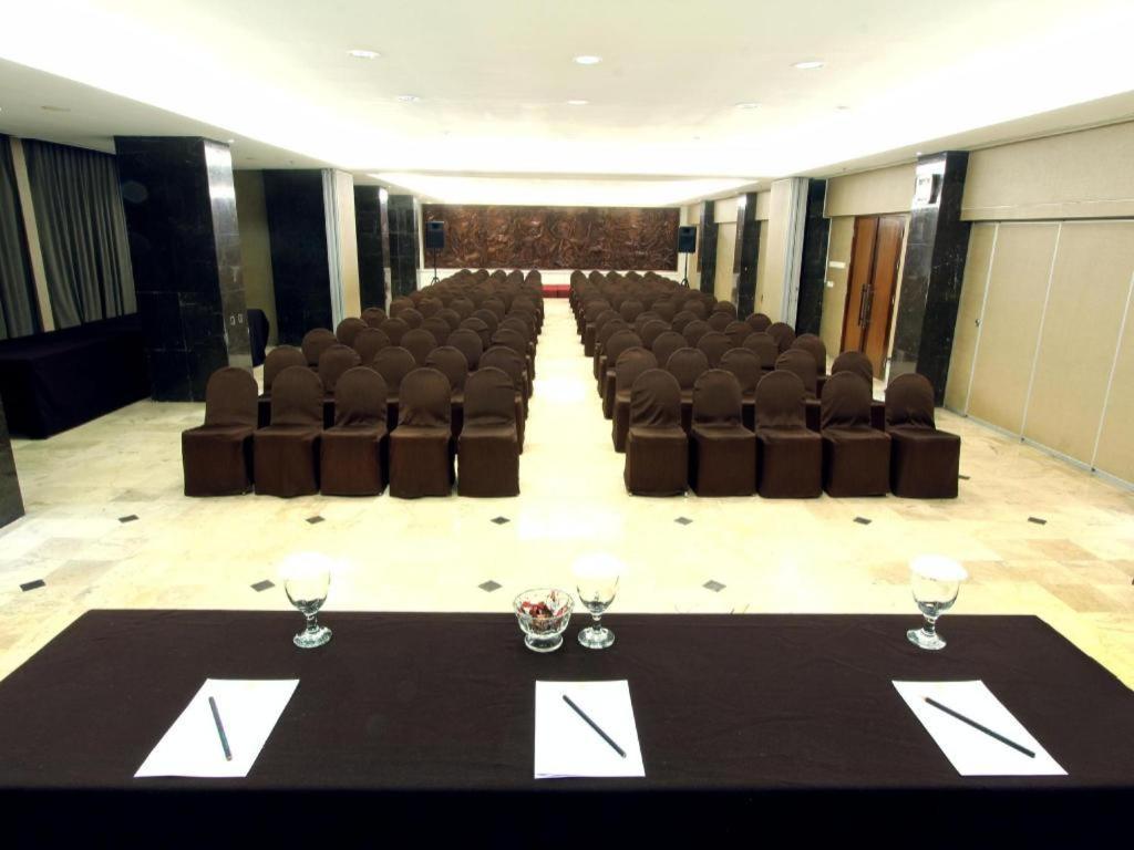 Mitra Bandung Hotel Exterior photo